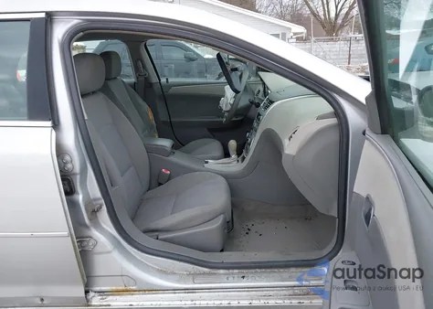 2009 Chevrolet Malibu Ls z USA, uszkodzony, nr VIN 1G1ZG57B99F227813